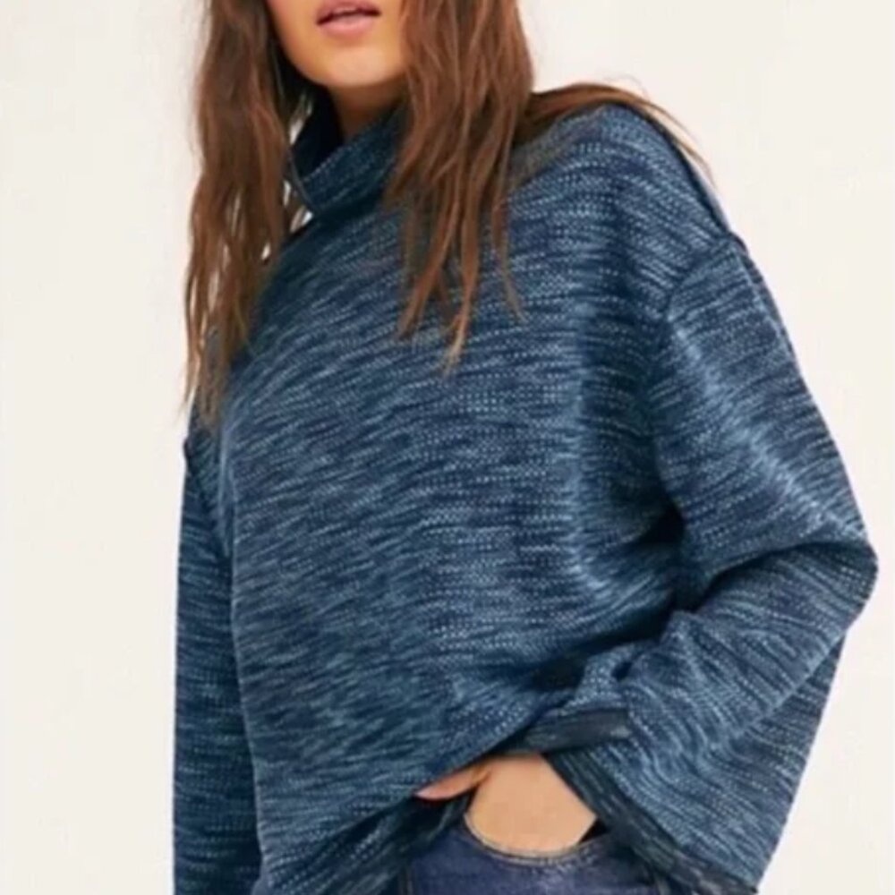 🌹NWOT Free People We The Free Sunny Days Turtleneck in Overboard Blue